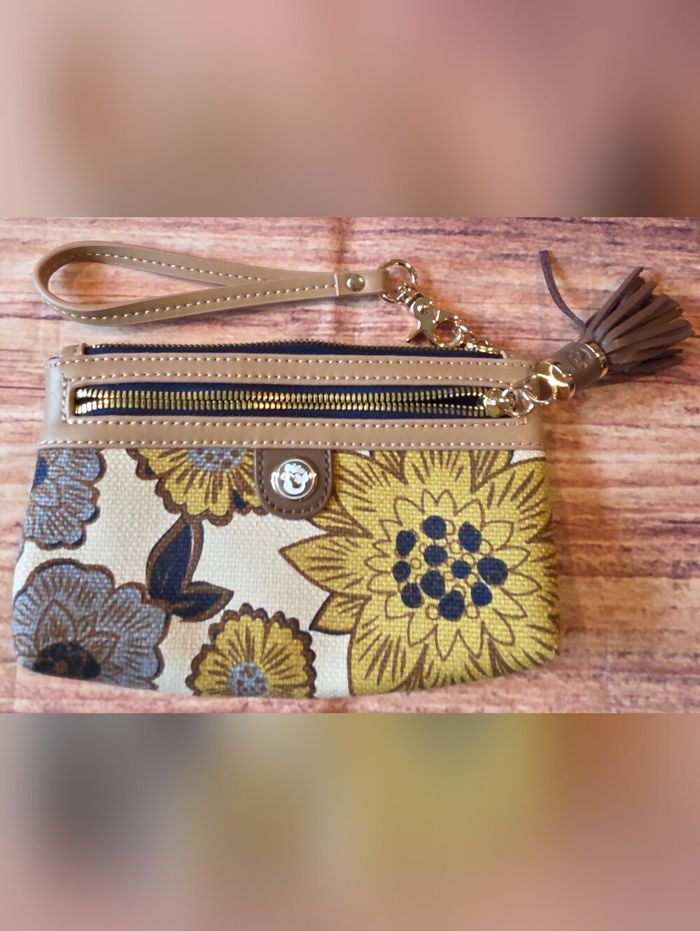 Spartina 449 Zip Wristlet Clutch Floral Linen Genuine Leather strap